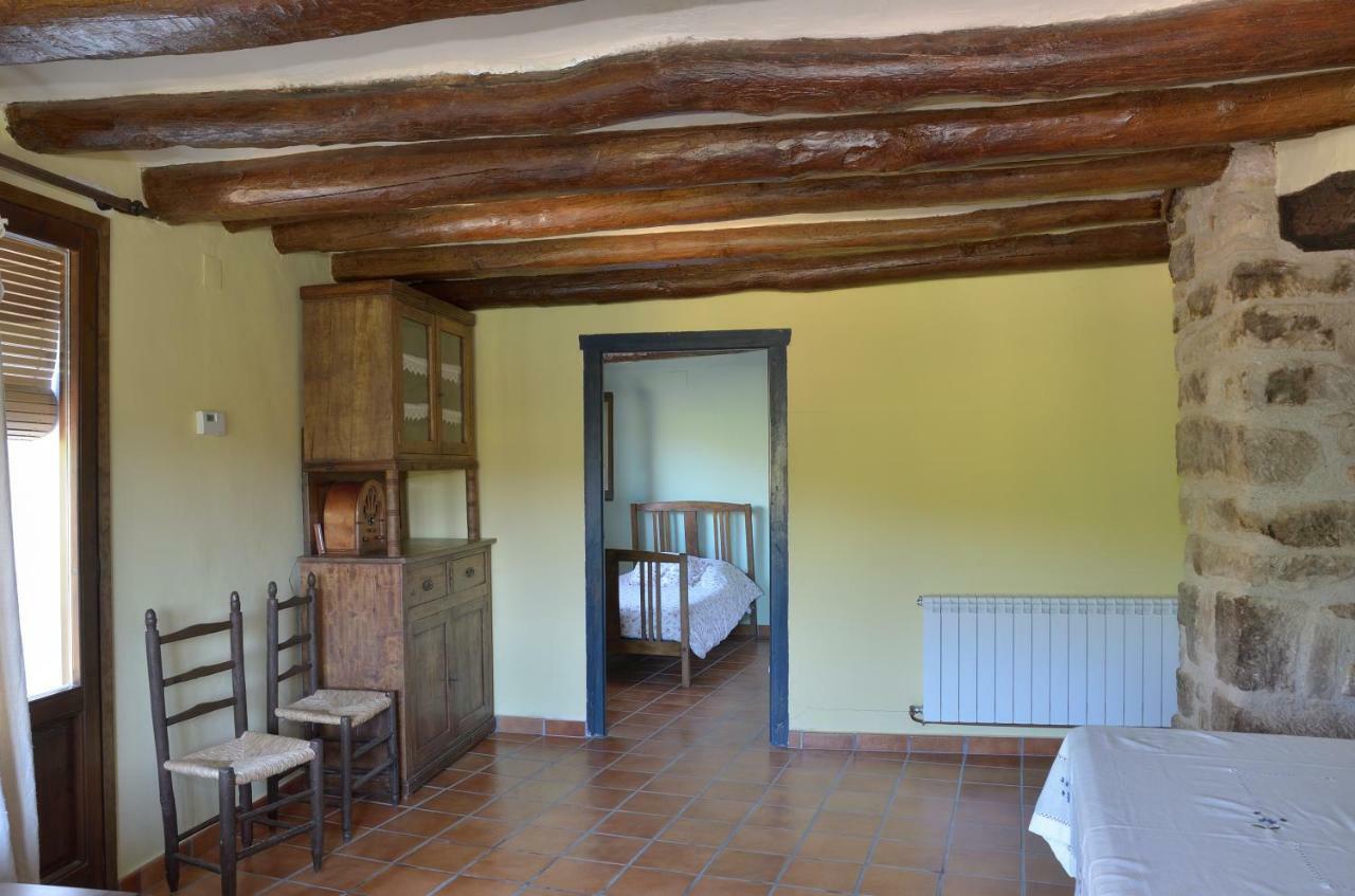 Apartamento Vivienda Sampietro Radiquero ภายนอก รูปภาพ